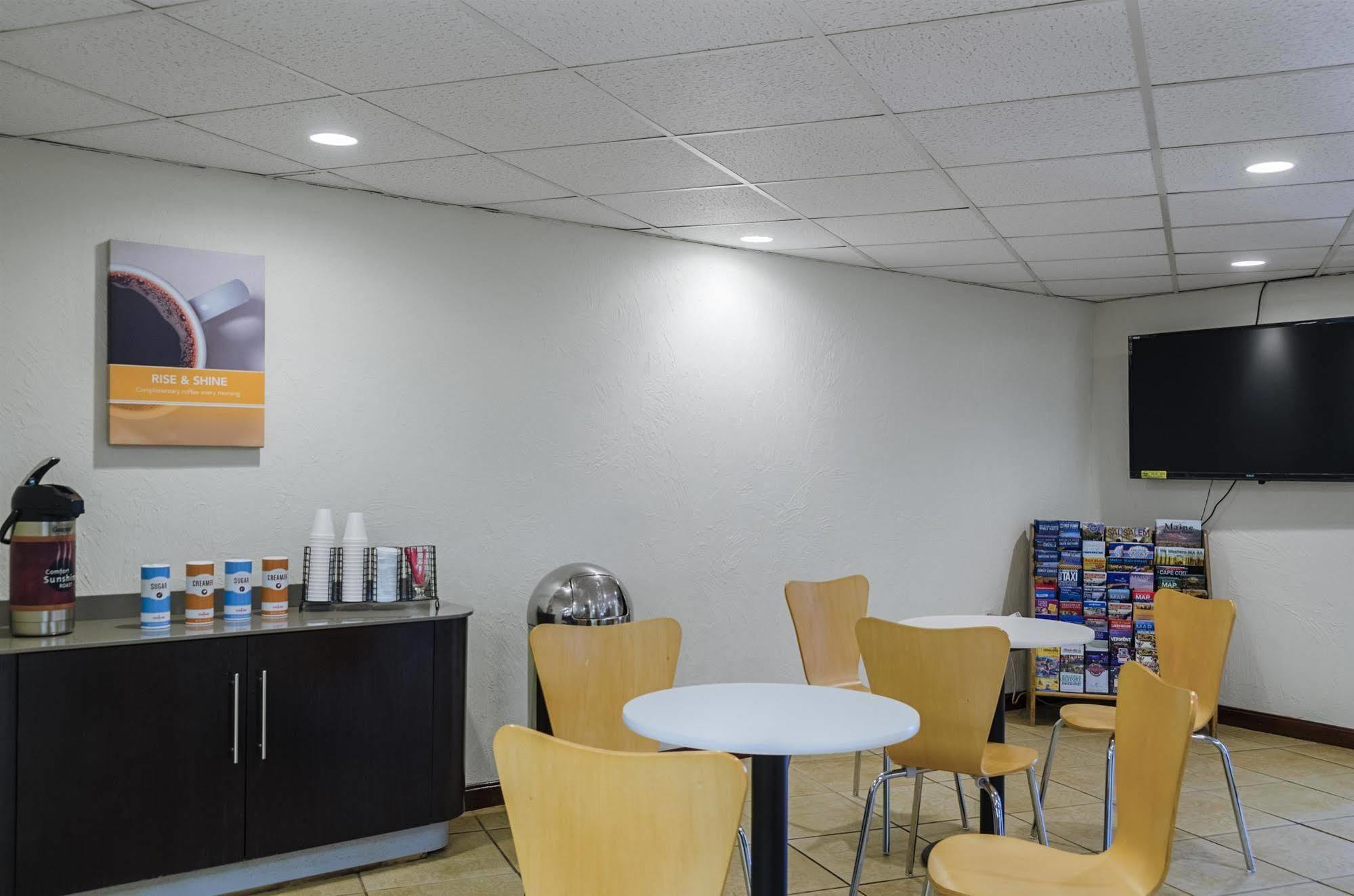 Motel 6 - Westborough Boston Northborough Bagian luar foto